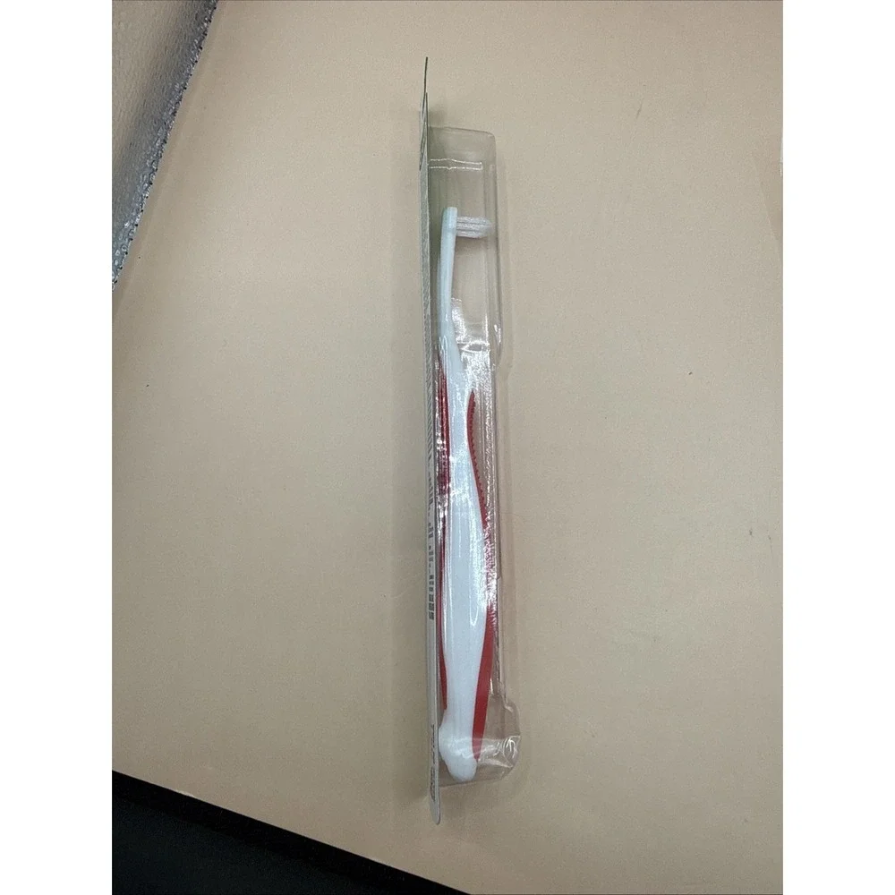 GUM End Tuft Toothbrush Red- Extra Small Head for 1 Count Sunstar USA - Picture 3 of 6